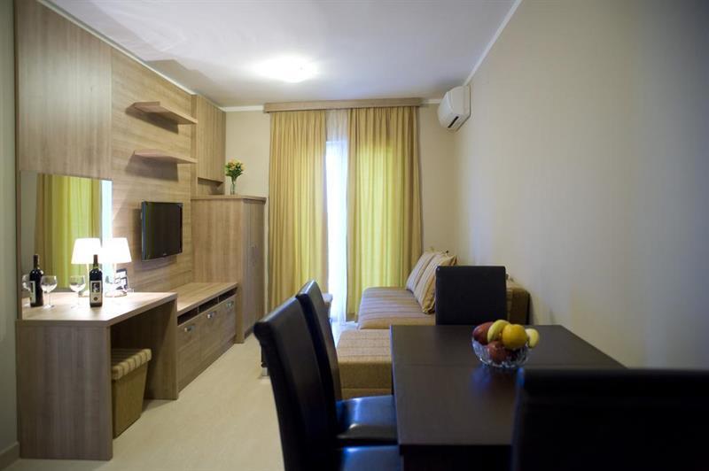 Petrovac Vila V Lux Apartments المظهر الخارجي الصورة