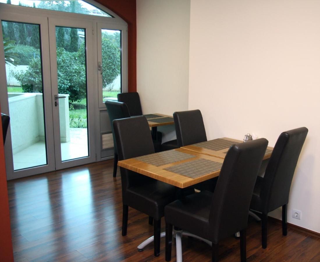 Petrovac Vila V Lux Apartments المظهر الخارجي الصورة